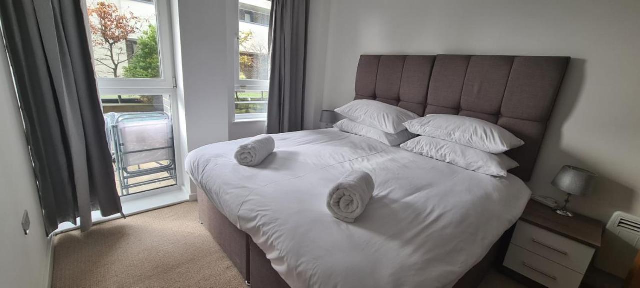 Empress At College - Spacious 2 Bedroom Apartment Southampton Exterior foto